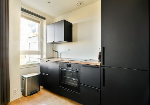 Kitchen Renovations Melbourne project with matte finish handleless two-tone cabinets